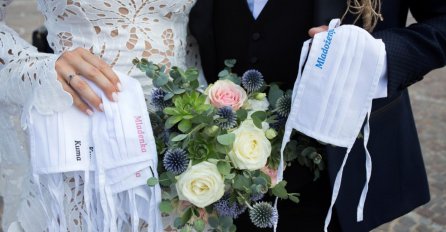 POUČNA PRIČA: Oženio mladu djevojku