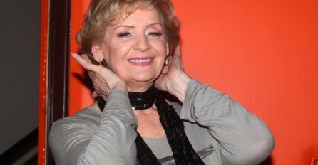 Svi je znamo kao Lepu Lukić, a niko ne zna kako se ona zapravo zove i preziva: GODINAMA JE NA ESTRADI, ALI OVO MNOGIMA NIJE POZNATO