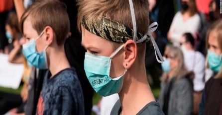 Od 1. septembra MASKE U ŠKOLI SU OBAVEZNE: Djeca podjeljena, Ako je dijete u OVOM UZRASTU OBAVEZNO PROČITAJTE!