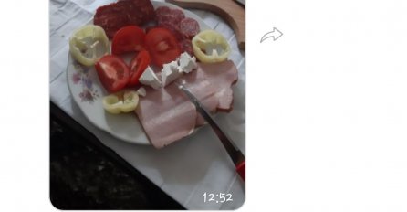 MOMAK MI NAPRAVIO DORUČAK, KAD SAM OBJAVILA SLIKU NA INTERNET SVE ŽENE SU GA NAPALE: Savjetuju mi da ODMAH PREKINEMO! Vidite li šta je sporno?