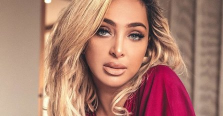 MAYA BEROVIĆ POKAZALA SESTRU, ZAPREPASTIT ĆETE SE KAD JE VIDITE: Zove se Jelena, živi u Bosni! (FOTO)