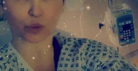 RAK SE PROŠIRIO NA OSTALE DIJELOVE TIJELA! PJEVAČICA OBJAVILA UŽASNE VIJESTI: Slika iz bolničkog kreveta rastužila sve (FOTO)