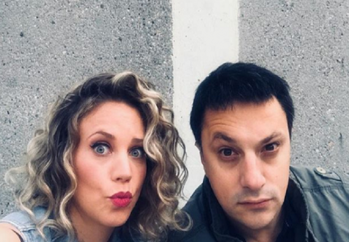 KAKVA ORGINALNOST: Popularni glumac čestitao rođendan svojoj vjerenici, ono što je uradio svaka bi žena poželjela 