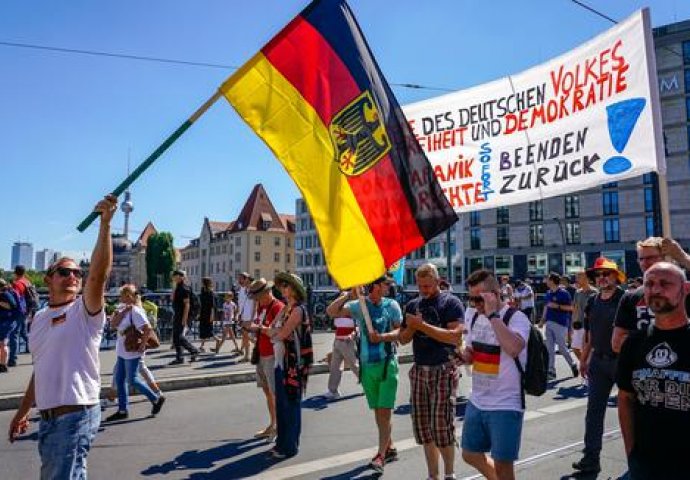 Njemački sud poništio zabranu protesta u Berlinu, policija traži pojačanja