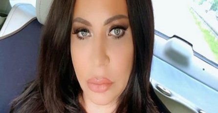 PREPOLOVILA SE STOJA, A SAD SE SKINULA U BIKINI I POKAZALA ZGODNO TIJELO: Nije moguće da ovako izgleda, RIBETINA (FOTO)