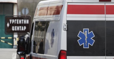 JEZIV SLUČAJ U NIŠKOJ BANJI: Vlasnik bazena nasrnuo na mladića (18) i udario ga ČEKIĆEM U GLAVU