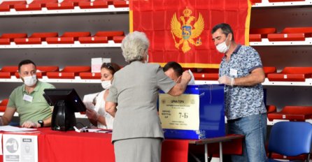 Crna Gora: Do 18 sati na birališta je izašlo 70.5% birača
