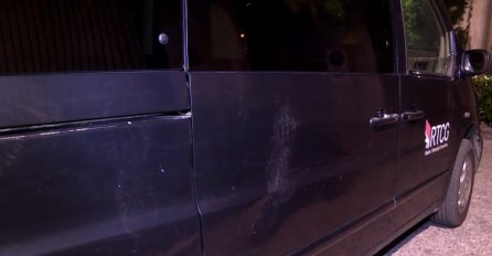 Napadnuta ekipa TVCG, vozilo oštećeno
