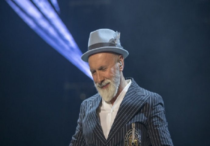 Dino Merlin OTKRIO SVOJU TUŽNU PROŠLOST: Evo koji težak fižički posao je radio prije nego što je postao popularan!