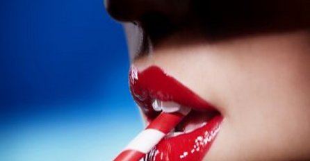 DJEVOJKE NE BUDITE OČAJNICE: Evo kako ćete zavesti muškarca u OSAM KORAKA 