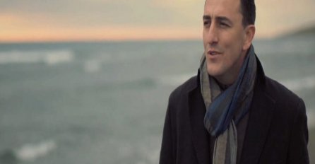 U BRAKU SU PREKO 20 GODINA: Sergej Ćetković svoju suprugu SVAKE GODINE ZAPROSI NA ISTI DAN, a ona je LIJEPA KAO BOGINJA, uvjerite se i sami