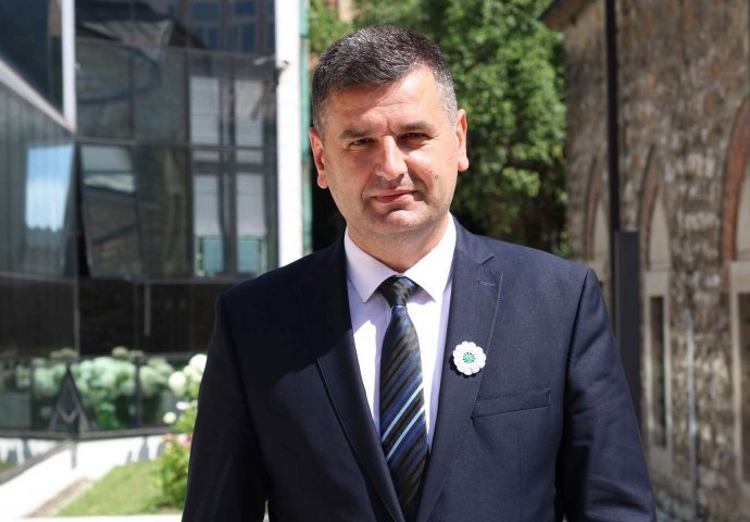 Alija Tabaković nakon izbora u Srebrenici: Tražit ćemo najbolje rješenje za narod