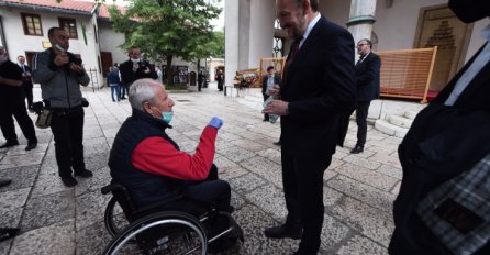 ANKETA: Vjerujete li Bakiru Izetbegoviću da daje 2/3 plate narodu i da pola godine preživi s 8.000 KM?