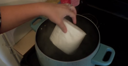 NIŠTA LUĐE NISTE VIDJELI: Ubacila je toalet papir u ključalu vodu, a onda napravila nešto što će vas naprosto oduševiti!