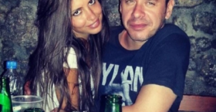 MLAĐA OD NJEGA  GODINA, EVO KAKO IZGLEDA ŽENA VLADE GEORGIJEVA: Rodila mu je dvoje djece (FOTO)