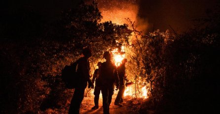 PLAMEN SA SVIH STRANA, IMA POGINULIH, POŽAR KAKAV SE NE PAMTI: Stigle nove informacije