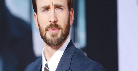 NAJVEĆI PEH DO SADA: GLUMAC SLUČAJNO OBJAVIO FOTKU 'SVOG PONOSA', USLEDILIJE PROZIVKE! Morate pogledati, SRAMNO