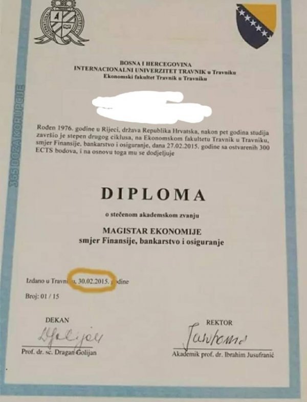 f56c8552-0049-4bab-bd27-5506a24d2685