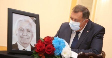 Ništa od minute šutnje za Krajišnika na sjednici Predsjedništva