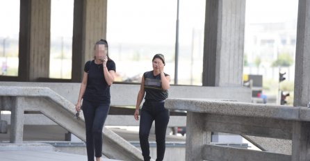 EVO GDJE SU MALOPRIJE USLIKALI KOLUMBIJKU SONJU: Sva u crnini došla na OVO MJESTU, A TEK KAD VIDITE KO JE S NJOM (FOTO)