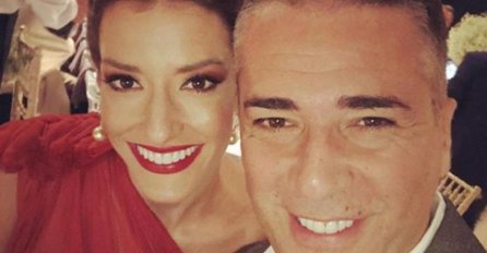 USLIKANA JOVANA JOKSIMOVIĆ BEZ TRUNKE ŠMINKE ISPRED KUĆE: Jedva je prepoznali, OVO NIJE ISTA ŽENA?! (FOTO)