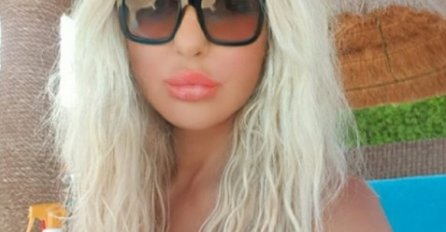 JAMI POKAZALA ZATEGNUTO TIJELO U PETOJ DECENIJI,  DUPLO MLAĐE DJEVOJKE BI JOJ ZAVIDJELE: Niko ne može da dođe sebi od prizora