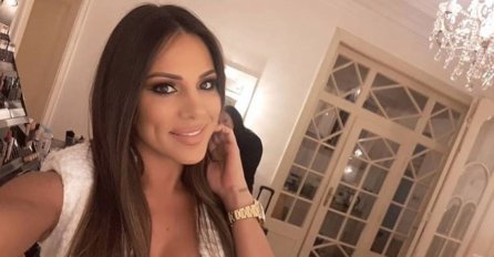 SANDRA AFRIKA NAPRAVILA VELIKOM PROMJENOM "Nisam te prepoznala", pjevačica pokrenula burne reakcije