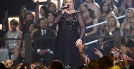 PODNIJELA ZAHTJEV ZA RAZVOD, PJEVAČICA DONIJELA KONAČNU ODLUKU: Moj život je SMETLJIŠTE