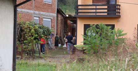 OTIŠLI SU DO KUĆE POGINULOG PILOTA, zatekli SRCEPARAJUĆI prizor: Evo šta su snimili, ČUJE SE KUKNJAVA, JECAJI ODJEKUJU