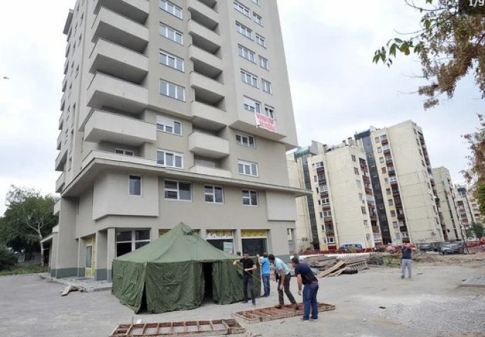 Vlasnik kompanije koja je gradila zgradu "15. maj" u Tuzli: Bijedić iznosi laži, oštećeni smo za milione KM