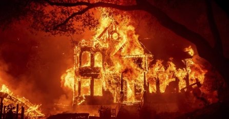 KALIFORNIJA U PLAMENU Više hiljada ljudi dobilo naređenje za EVAKUACIJU