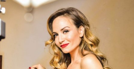 SVIMA JE BILA LIJEPA, A EVO KAKO JELENA TOMAŠEVIĆ ZAISTA IZGLEDA BEZ ŠMINKE: Nemoguće! (FOTO)