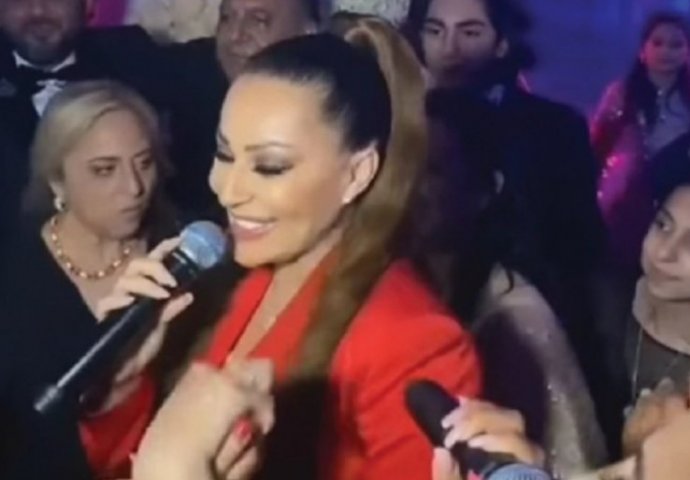 ORILO SE, EVO KOLIKO SU CECA I LUKAS ZARADILI PARA NA ROMSKOJ SVADBI: Kad čujete cifru ZAVRTJET ĆE VAM SE U GLAVI! JE LI MOGUĆE?