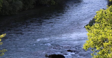 Muškarac koji je bio u automobilu sa stradalom djevojkom u Konjicu POKUŠAO SE UBITI