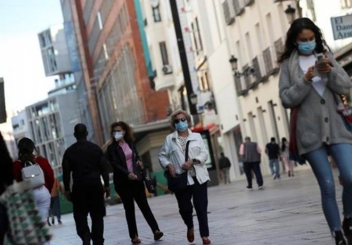 POLICIJA KONTROLIŠE MJERE RESTRIKCIJE Madrid ponovo blokiran zbog porasta oboljelih od korone