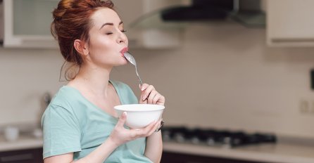 BUDUĆE MAME OPREZNO: Ove namirnice trebate izbjegavati tokom trudnoće, mogu da izazovu i hronična oboljenja!