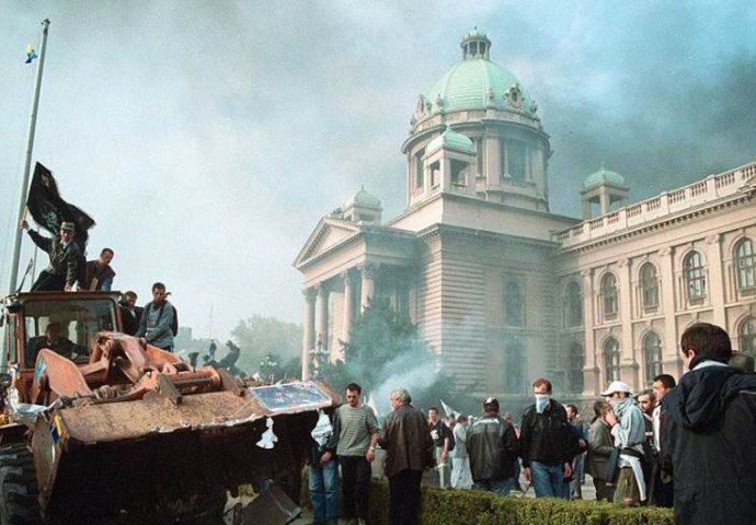 Prošlo je 20 godina od pada Miloševićevog režima u Srbiji