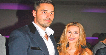 SJEĆATE LI BIVŠEG DEČKA RADE MANOJLOVIĆ? OŽENIO SE CRNKOM: Dobio dijete, A EVO KAKO DANAS IZGLEDA! (FOTO)