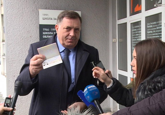 ANKETA: Podržavate li Dodikovu ideju DA GRAĐANI REPUBLIKE SRPSKE DOBIJU DRŽAVLJANSTVO SRBIJE?