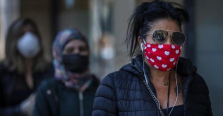 OGROMNE NOVČANE KAZNE U ovo gradu su maske obavezne i na otvorenom