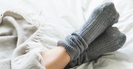 SPAVATE LI U ČARAPAMA? AKO JESTE, ODMAH PRESTANITE: Objavljene nove teorije, nije dobro