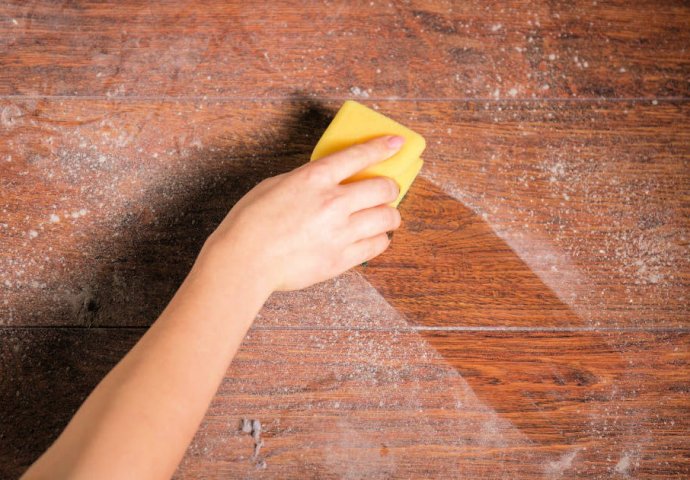 SJAJAN TRIK ZA ČIŠĆENJE KOJI SVAKO OD DANAS MORA DA ZNA! Prašina vam više neće stvarati PROBLEME