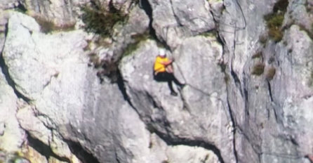 DRAMA U HRVATSKOJ Muškarac satima visio na stijeni, spašen u POSLJEDNJI ČAS (FOTO)