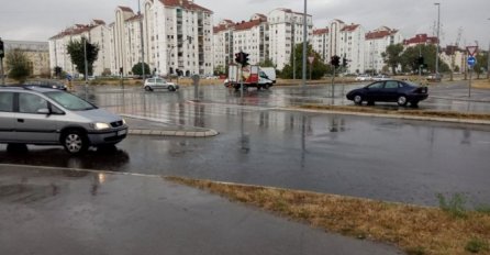 BEOGRAĐANKI PREMINUO MUŽ PRIJE 7 GODINA, A SAD JE NAŠLA OVU KOVERTU U SANDUČETU: Kad je vidjela VRISNULA JE - OVO NIJE MOGUĆE