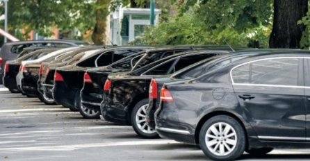 NAROD NEMA ŠTA JESTI, A PARLAMENT NABAVLJA 3 NOVA AUTOMOBILA U VRIJEDNOSTI OD 300.000 KM!