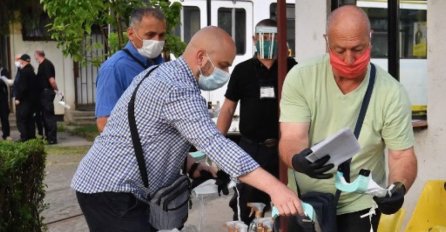 OD SUTRA OBAVEZNO NOŠENJE MASKI NA OTVORENOM U OVIM GRADOVIMA: Upravo objavljeno