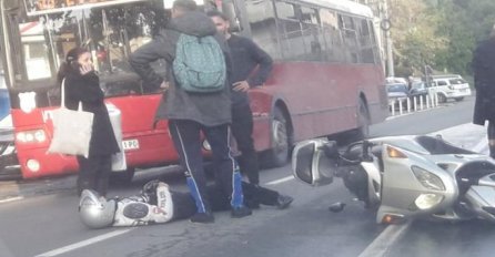 TEŠKA SAOBRAĆAJNA NESREĆA U GLAVNOM GRADU: Slike sa lica mjesta