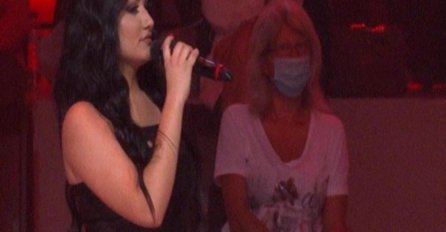 KARLEUŠA BRUTALNO PONIZILA TAKMIČARKU ZVEZDDA GRANDA, ŽIRI POLUDIO: SVi skočili protiv nje, EVO ŠTA JE REKLA