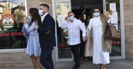 PRIJE 2 DANA VJENČALI SE MILOŠ I NINA, A SAD STIGLE NOVE VIJESTI: Otkriveno ime ĐANIJEVOG UNUKA 