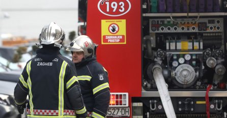 INTERVENCIJOM VATROGASACA UKLONJENA OPASNOST Otkinuti dijelovi krova ugrožavali bezbjednost učenika (FOTO)